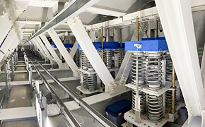 制振装置の設計・製作・性能評価